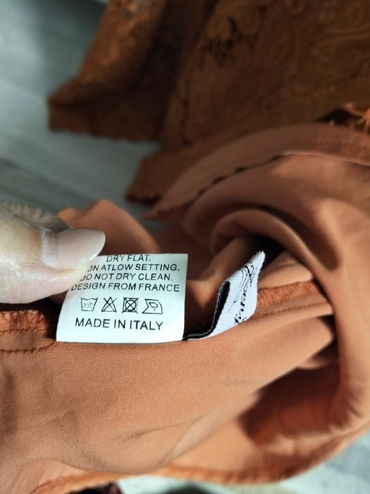 Продам итальянский платье.