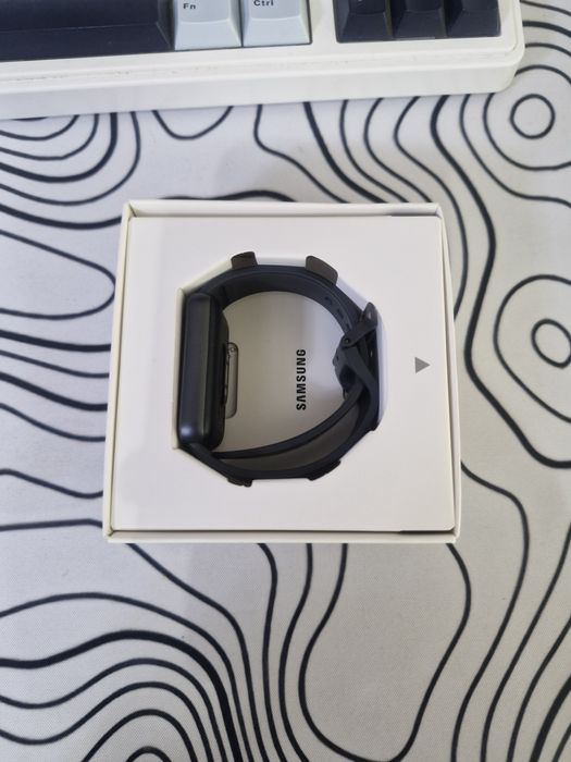 Samsung Galaxy Fit 3 умный браслет/часы