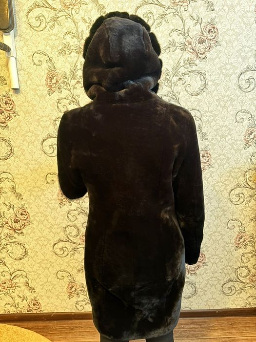 Продам шубу мутон-норка.