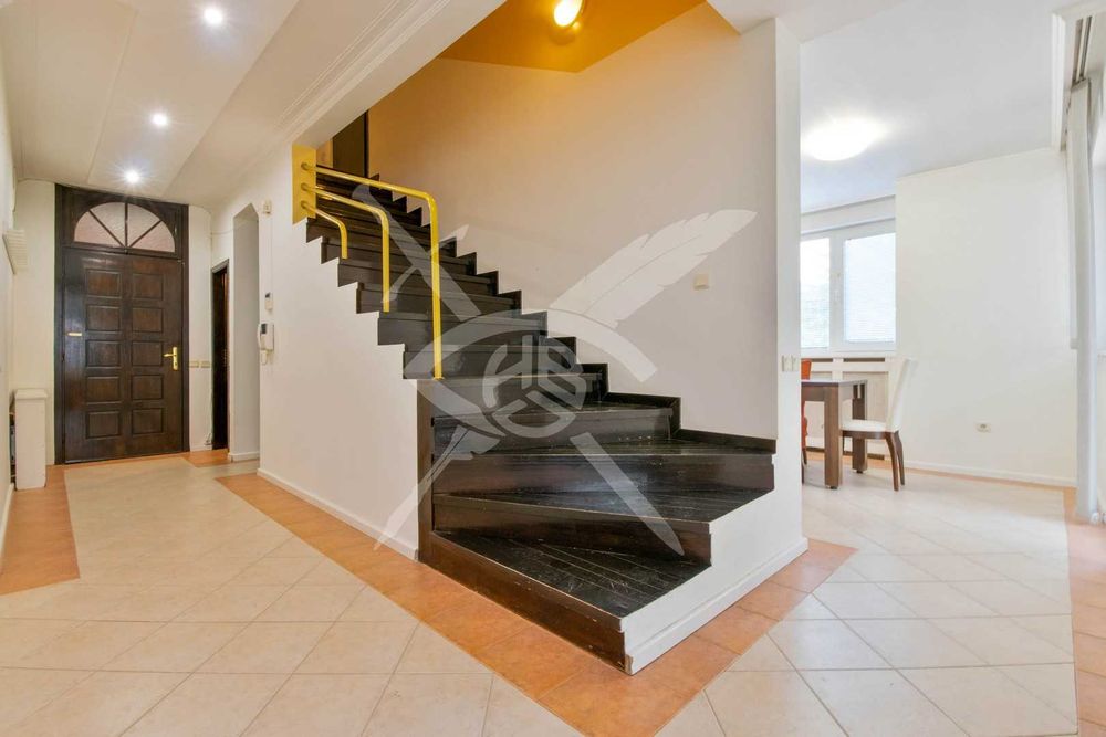 Дава се под наем Къща в София, Драгалевци - 400 кв.м за 1895.16 € - Снимка #11