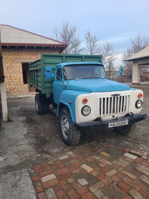 Gaz 53 samosval sotiladi