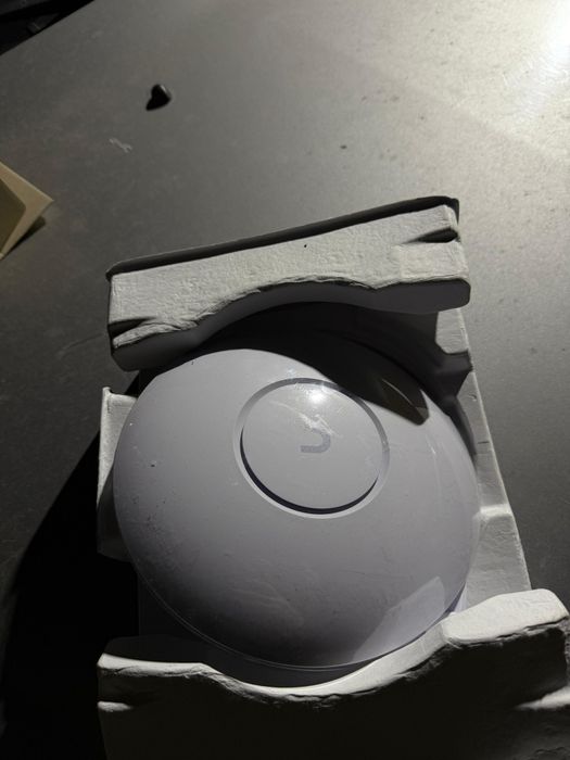 Здравствуйте продам усилитель роутер