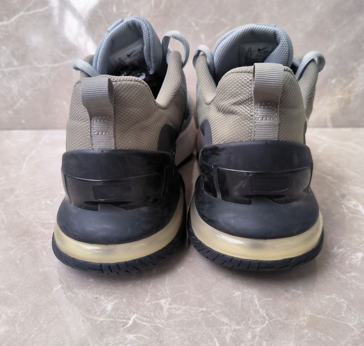 Nike Air Max номер 48,5