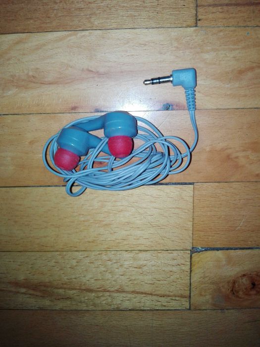 Слушалки 5 броя за 5 лв