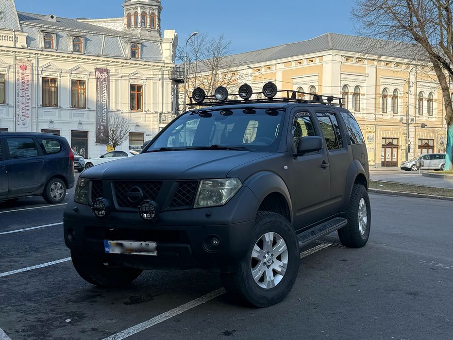 Nissan Pathfinder 2.5D