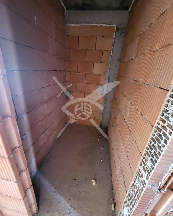 Продава се Тристаен апартамент в Бургас, Сарафово - 106 кв.м за 1179 €/кв.м - Снимка #4