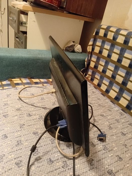 Монитор LOC VGA.