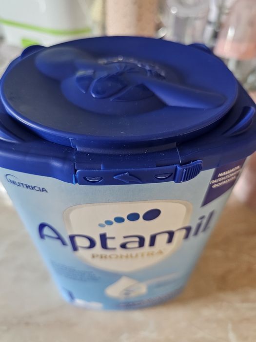 Адаптирано мляко Aptamil Pronatura 1