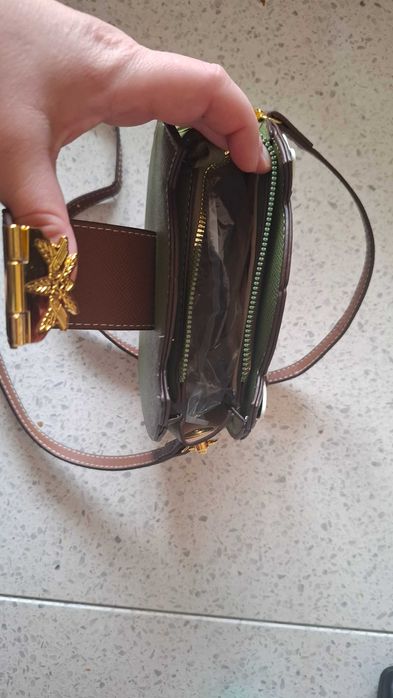 Малка дамска чанта