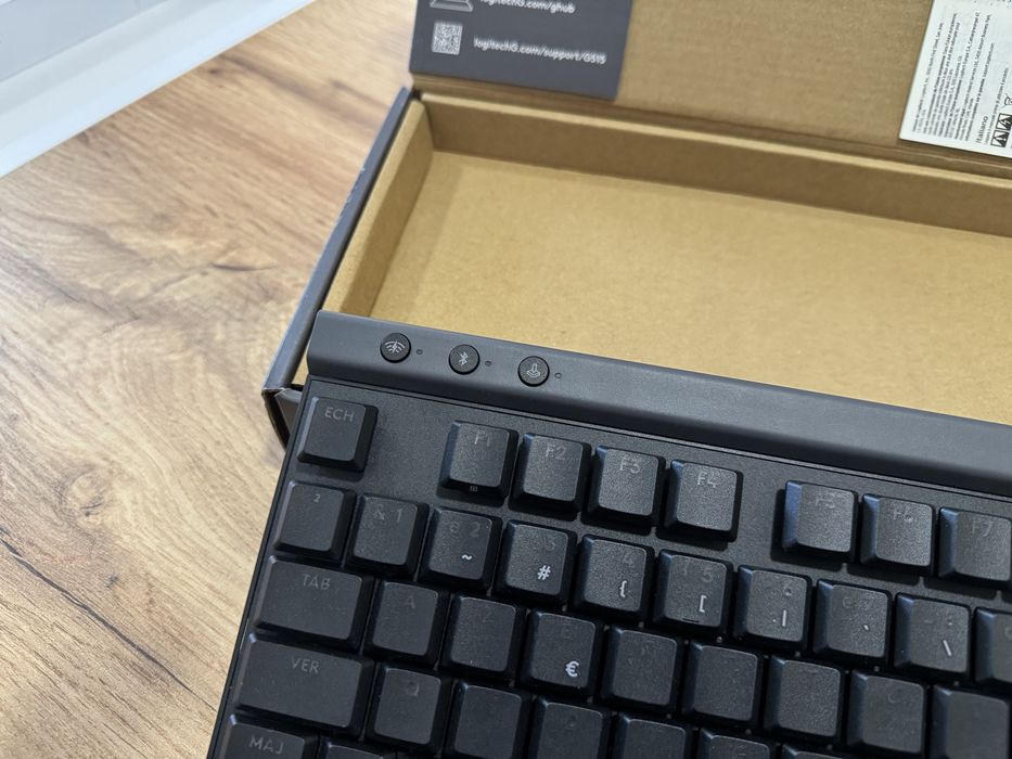 Нова! Logitech G515 Lightspeed TKL Геймърска клавиатура