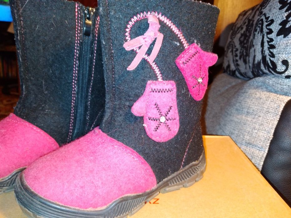 Зимние валенки на девочку