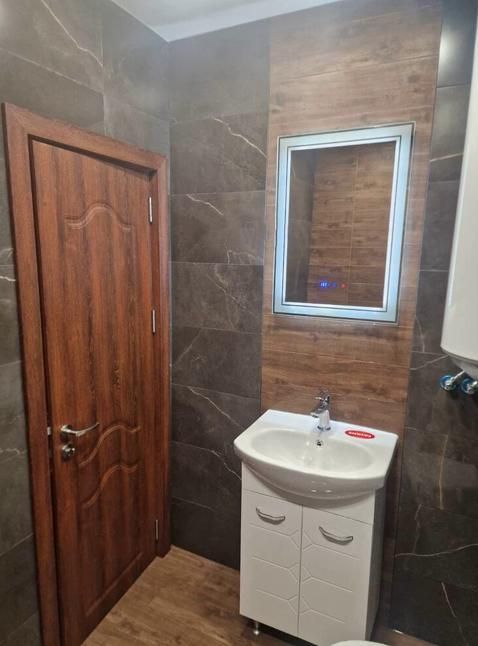 Дава се под наем Етаж от къща в София, Овча купел - 98 кв.м за 600 € - Снимка #9