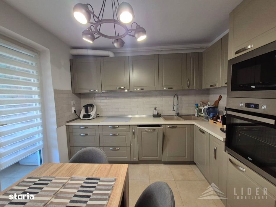 Apartament cu 3 camere si doua dormitoare, 67 mp, etaj intermediar –