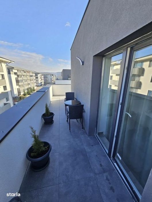 Apartament 2 camere decomandate, terasa 26 mp, zona Terra