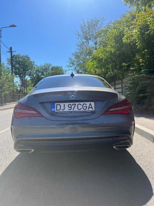 autoturism mercedes benz CLA180