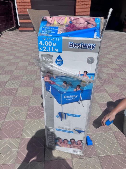 продам бассейн в хорошем состояние