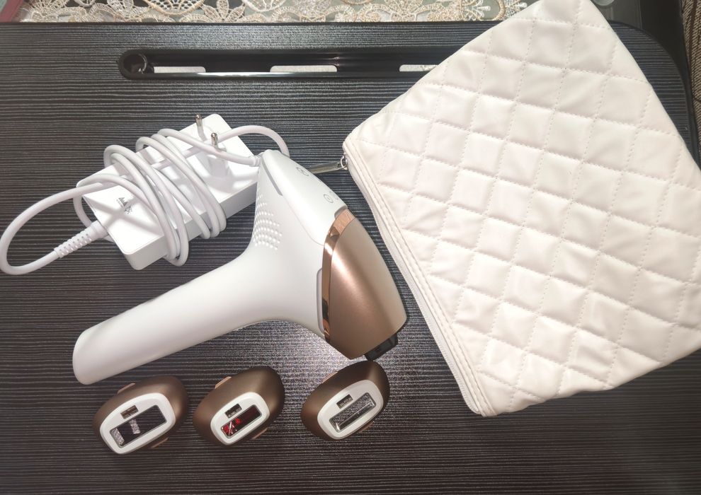 Фотоепилатор Philips Lumea Prestige