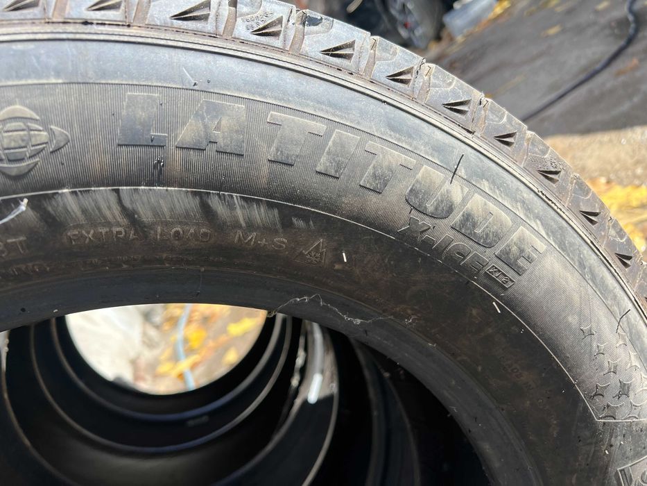 Michelin Latitude X-Ice 235/65 R17– зимни гуми в отлично състояние