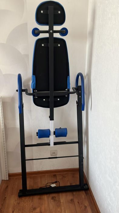 Инверсионныи стол для позвоночника