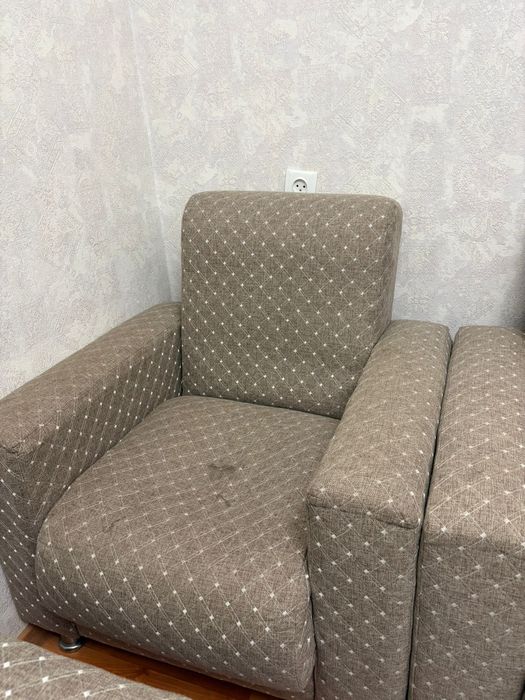 Продам два кресла