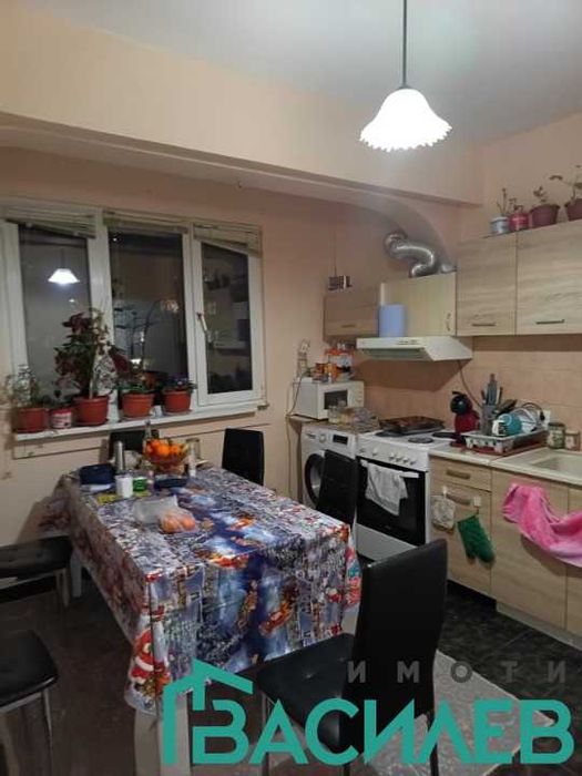 Продава се Двустаен апартамент в София, Център - 59 кв.м за 1254 €/кв.м - Снимка #1