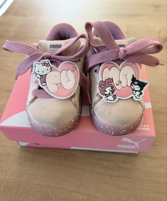 Vând pantofi sport Puma fetite