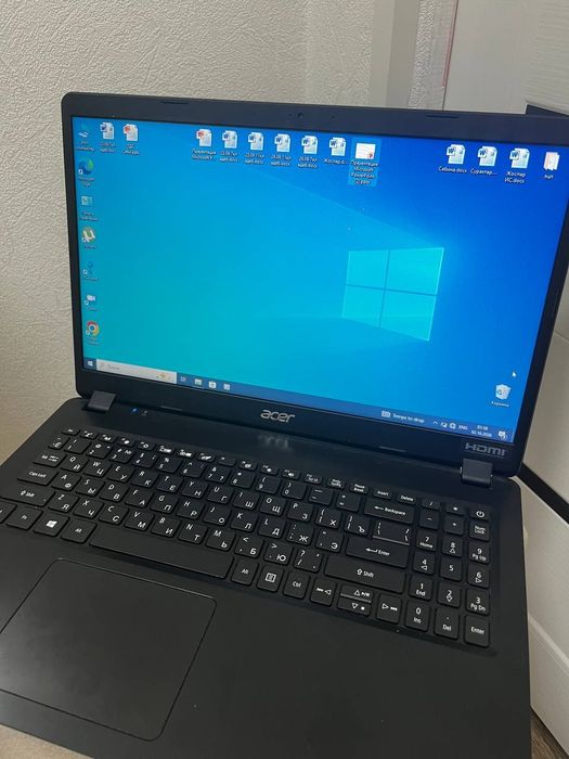 Acer Extensa 215-52 / Intel Core i3 / 4 ГБ ОЗУ / Windows 10 Pro