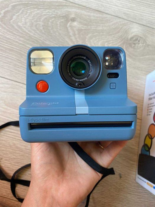 Фотоапарат за моментни снимки POLAROID NOW+ Bluetooth. Оригинална опаковка