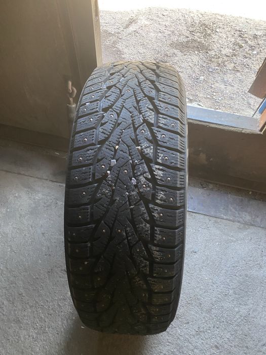 Продам шины R18 225/60