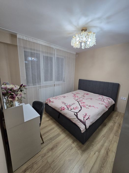Продава се Тристаен апартамент в Плевен, Сторгозия - 76 кв.м за 1968 €/кв.м - Снимка #1