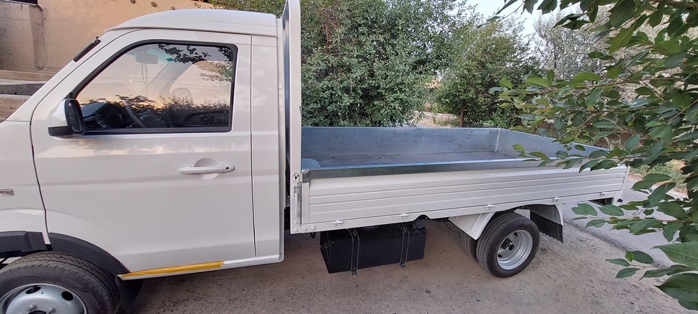 Yuk tashish xizmati Navoiy