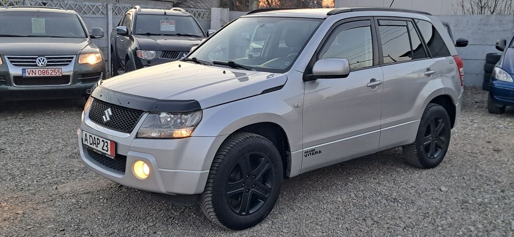 Suzuki Grand Vitara 2.0 BENZINĂ 4X4 REDUCTOR mic/MARE an  2007
