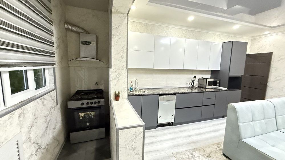 Ойбек 2 комнатная 3 этаж