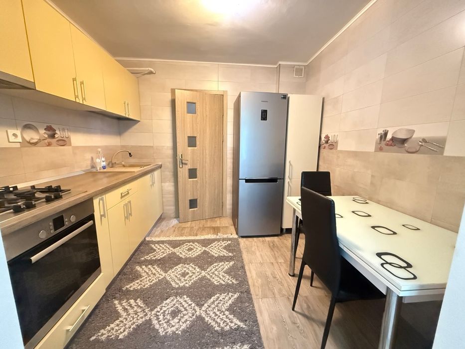 [PF] De inchiriat - Apartament cu 2 camere, decomandat - Moara de foc
