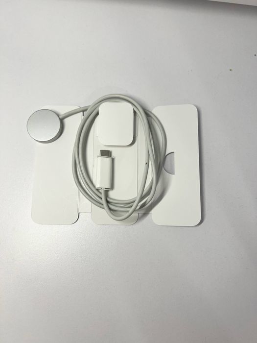 Продам Apple Watch Series 8 , 45 mm