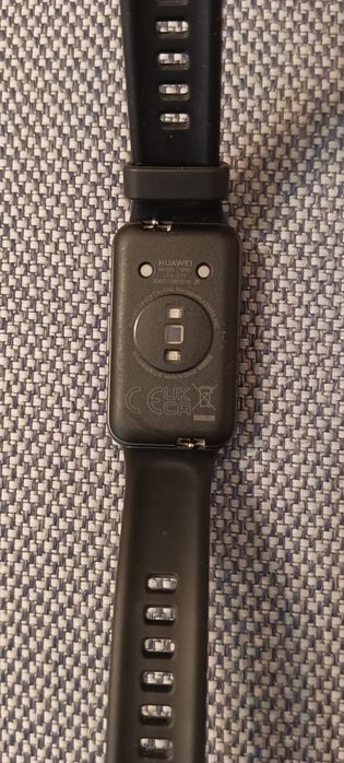 Фитнес браслет Huawei band 7