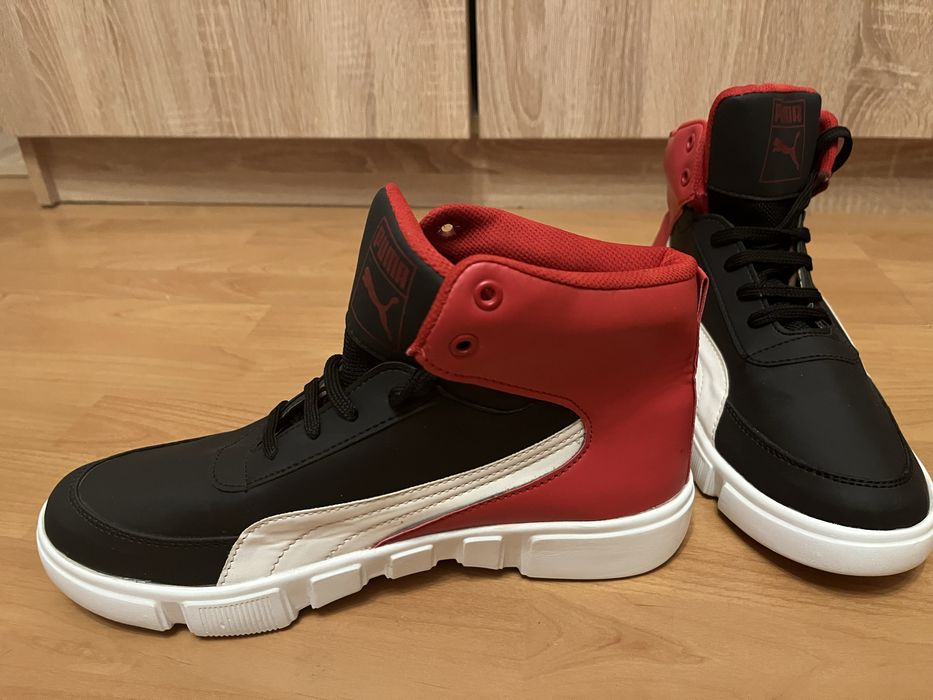 Продам крассовки от Puma