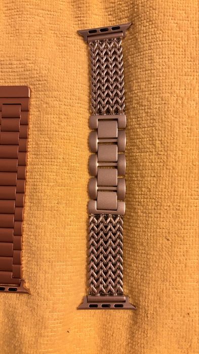 Метална каишка milanese Apple Watch