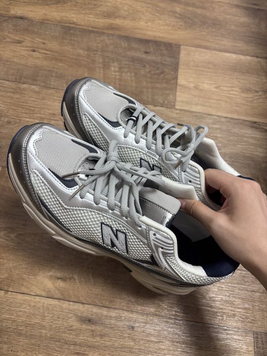 Продаю кроссовки New Balance