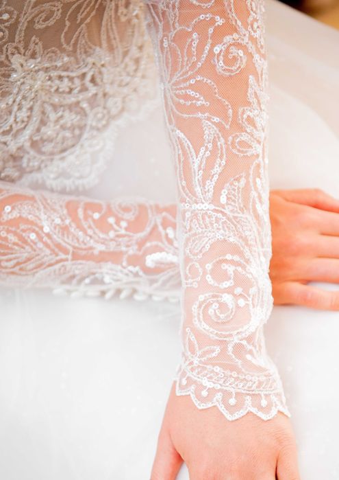 Rochie mireasa tip A- line