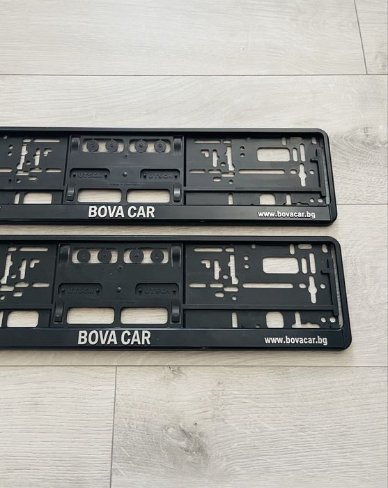Подложки за регистрационни номера Bova Car