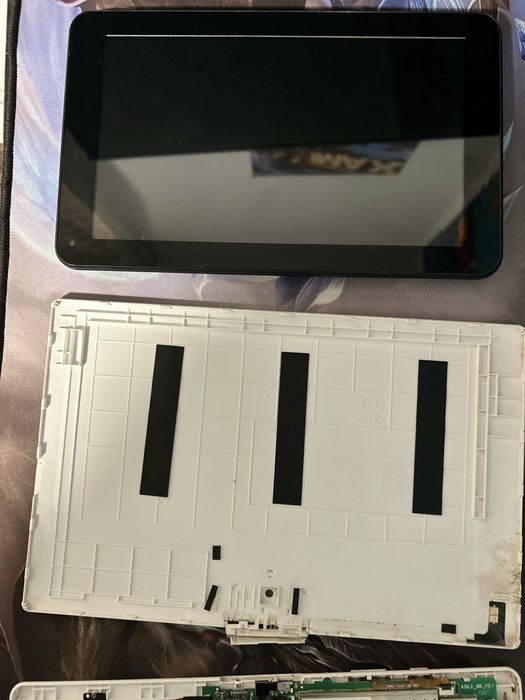 2 tablete defecte – Acer + Serioux – pentru piese / reparație
