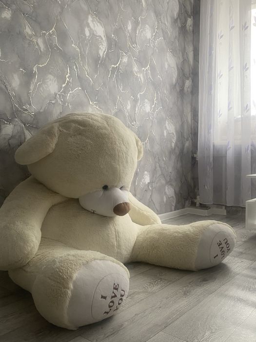 Продам большого мишку