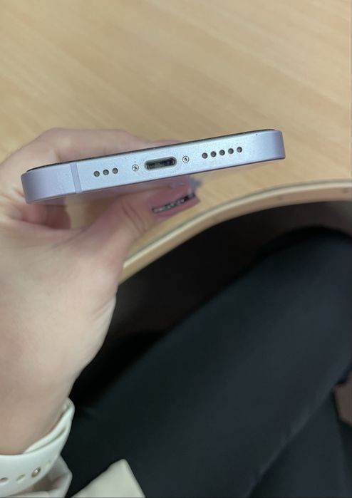 Продаю Iphone 14