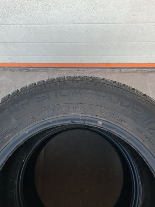Зимни гуми 2 броя NOKIAN WRSnowProf 215 60 R16 дот 4321