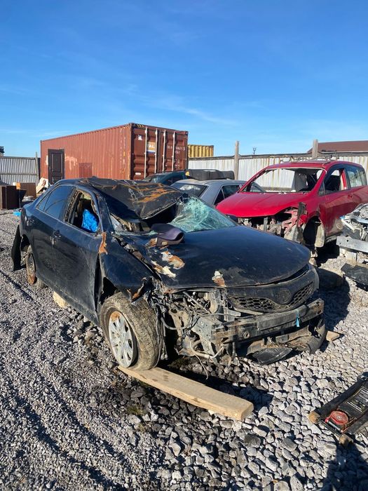 тойота камри се по запчастям