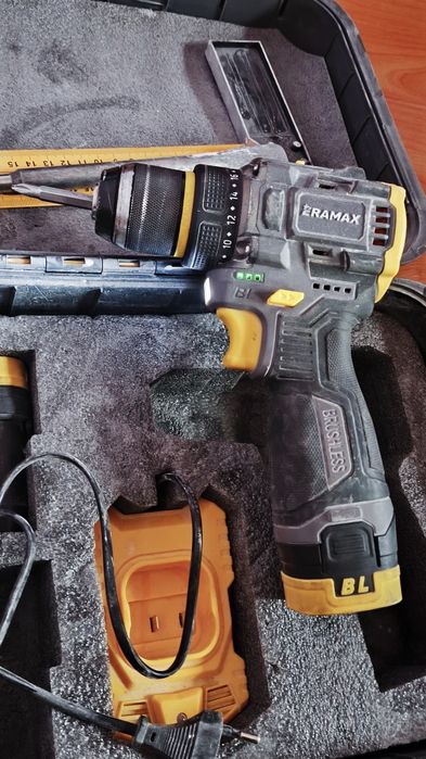 Шуруповерт EroMax