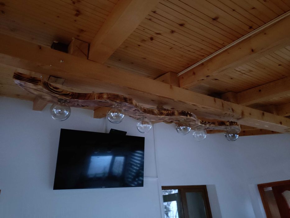 Lustre pentru foișoare
