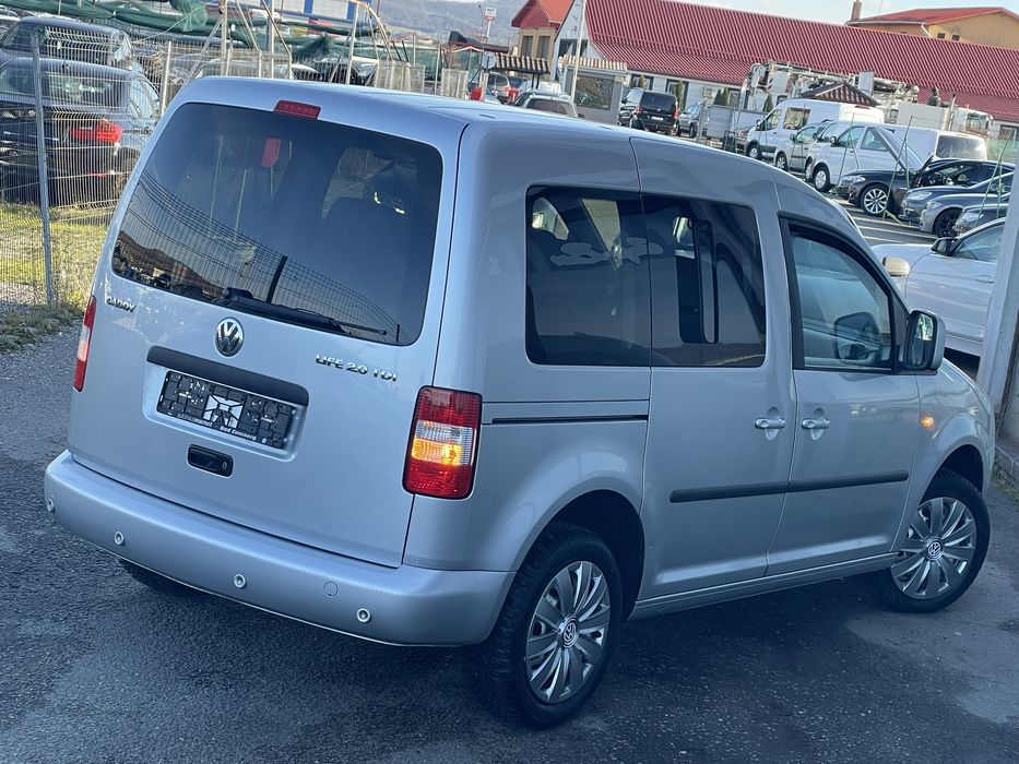 VW CADDY LIFE 2.0TDI 140CP 2010*Masina fara rugina in stare impecabila