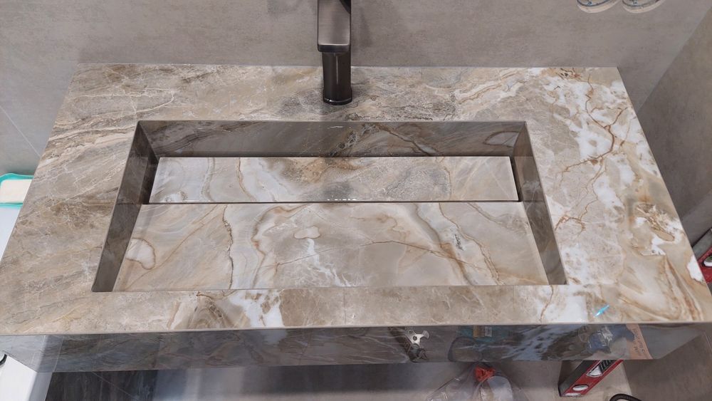Раковина из керамогранита